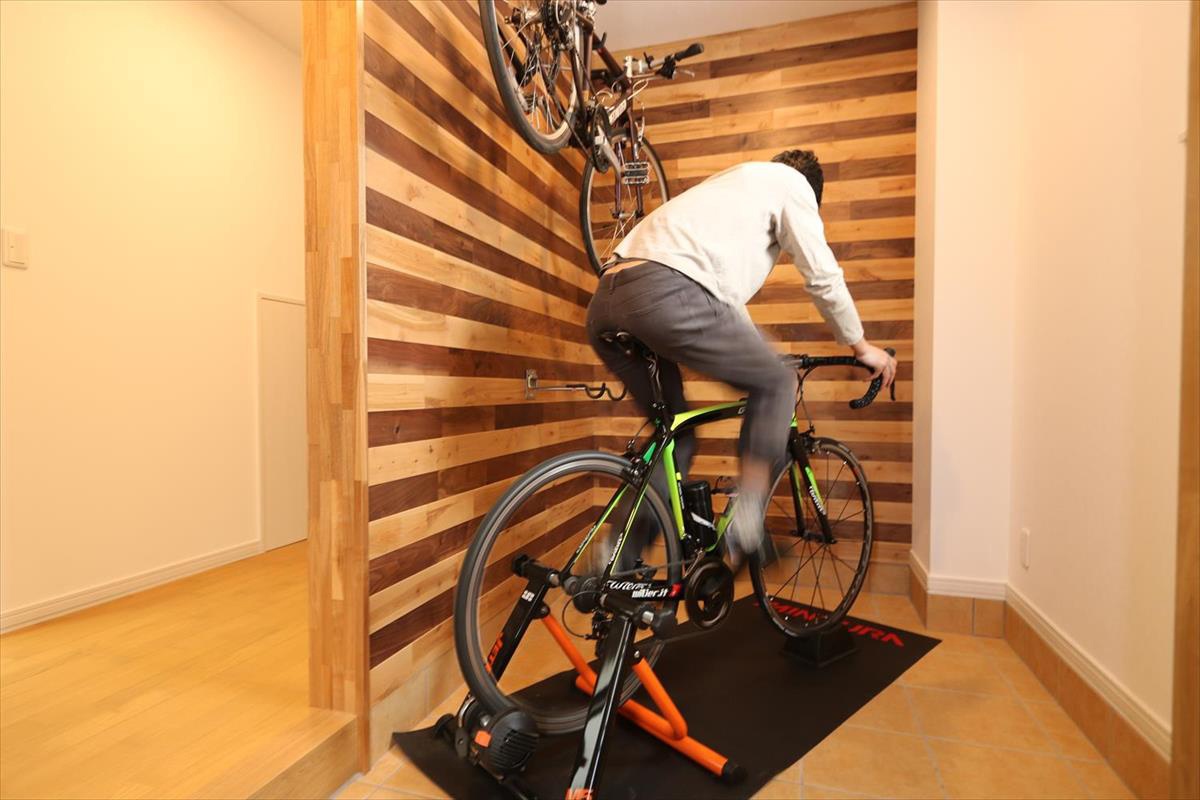 中古戸建をリノベして 大好きな自転車と暮らす 札幌市tさん リビングワーク いえズーム Iezoom
