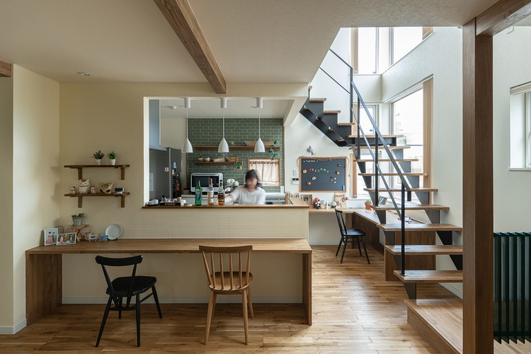 成長した家族の暮らしに合わせた快適設計　札幌市K邸／リビングワーク