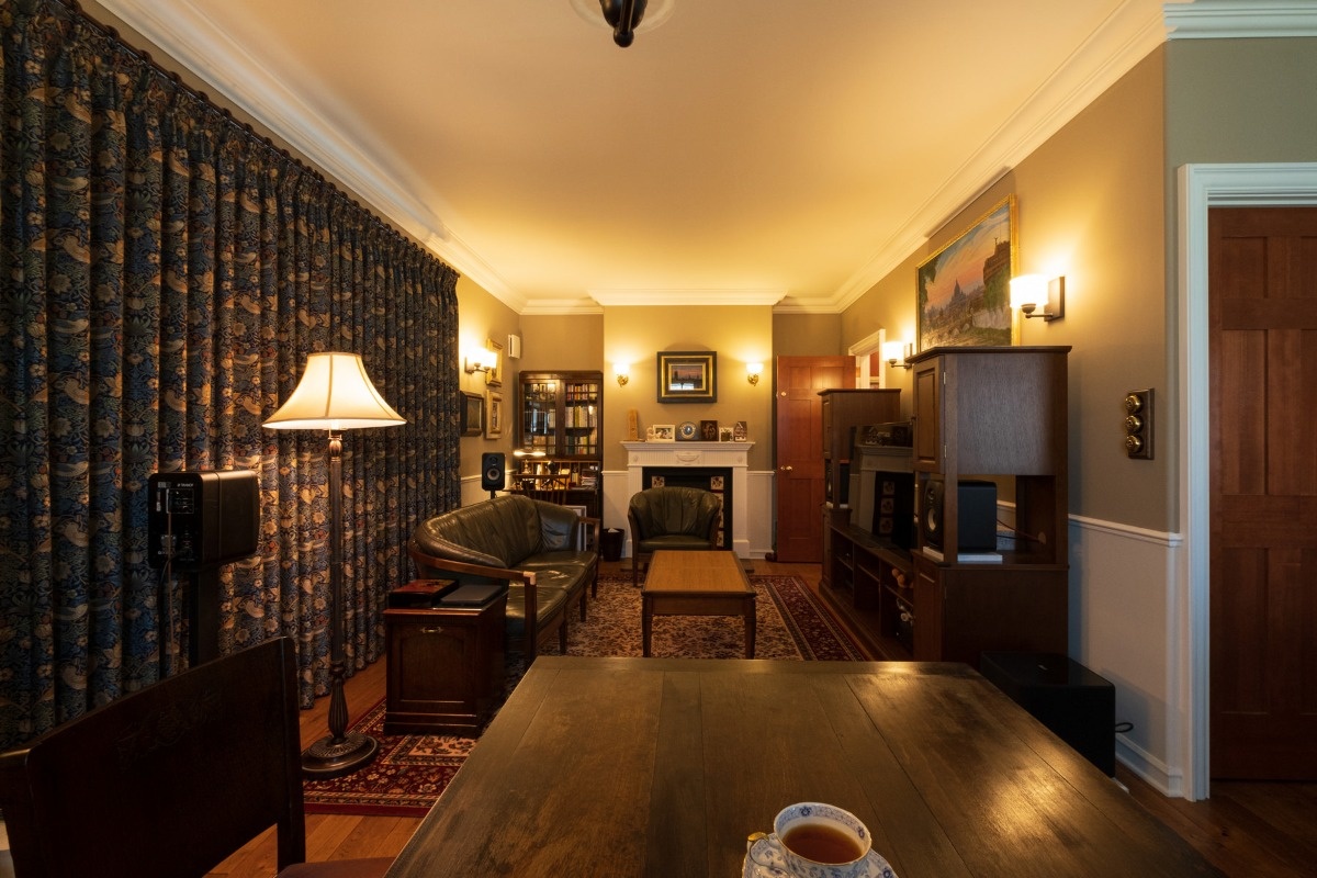 シャーロック ホームズの住居をイメージしたヴィクトリアン様式の家 札幌市o邸