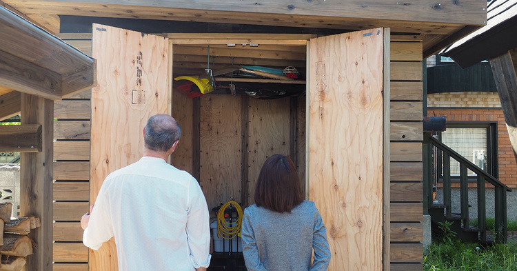 室内は山小屋風コテージの自由空間 暖房は薪ストーブ１台でほっこりと過ごす家 シノザキ建築事務所 いえズーム Iezoom