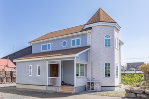 塔のある可愛い家/枝幸町S邸/ セルコホーム旭川・小森工務店