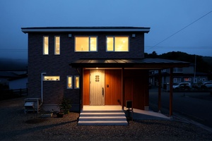 自分たちらしさを詰め込んだ、永く住み続けられるイエづくり 浦河町・F邸/神馬建設