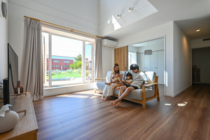 “くすみカラー”に包まれた家族に優しい家　網走市・藤田さん/光輝建設