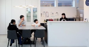 サウナにゴルフ、バーベキュー。趣味と家族団らんを楽しむ住まい　札幌市S邸