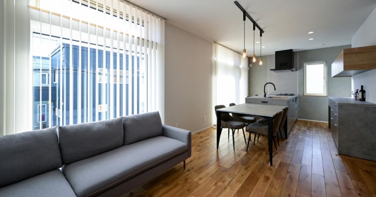 ガレージ＋屋上テラスの3階建て・白石モデルハウス公開中！　札幌市／奥野工務店