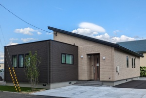 一条工務店・ニュータウンせせらぎ分譲展示場(完全予約制)